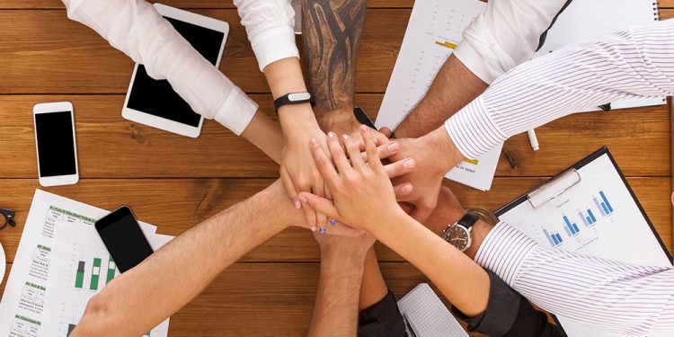 HOW TO… FARE TEAM con MYTcommunication